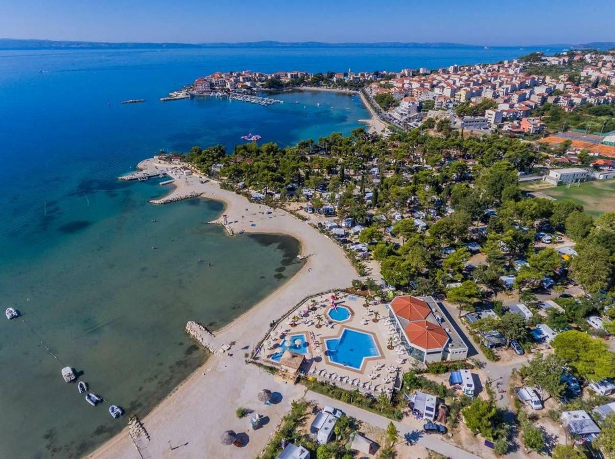 Apartment Gamma With Hydromassage Mini Pool Near Split Žrnovnica 외부 사진